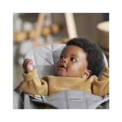 Baby Björn® Bouncer Bliss Cotton Kroonblad Quilt Zandgrijs><noscript><img width=