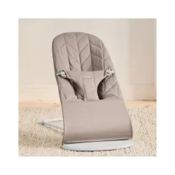 Baby Björn® Bouncer Bliss Cotton Kroonblad Quilt Zandgrijs><noscript><img width=