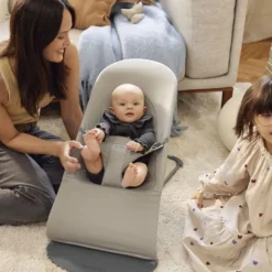 BabyBjörn Balance Soft Wipstoeltje Geweven Jersey Tri-Fabric - Zandgrijs><noscript><img width=