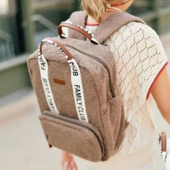 Childhome Family Club Verzorgingsrugzak - Signature - Teddy - Zacht Bruin><noscript><img width=