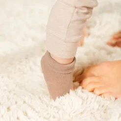 DAY Sokjes Gestreept - Mocha - 0-6 Mnd><noscript><img width=