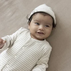 Feetje Muts Rib Streep The Magic Is In You Taupe Melange 1><noscript><img width=