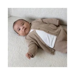 Feetje Vestje Gebreid The Magic is in You Taupe 56> Vestjes