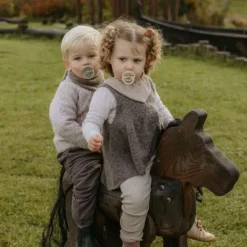 Frigg Fopspeen Little Viking Sage/Cream T1 0-6 mnd (2 stuks)><noscript><img width=