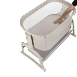 Maxi-Cosi Co-Sleeper Iora Air Beyond Green><noscript><img width=