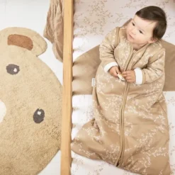 Meyco Baby Slaapzak 4 Seizoenen Branches Sand><noscript><img width=