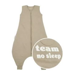 Meyco Baby Slaapzak Jumper Winter Slub Met Team No Sleep Applicatie Taupe / Offwhite 80 cm> 4-Seizoenen Slaapzakken