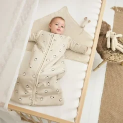 Meyco Baby Slaapzak Met Afritsbare Mouwen Penguin Soft Sand 70 cm><noscript><img width=