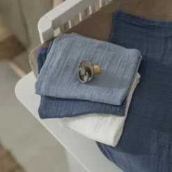 Meyco Hydrofiele Monddoekjes - 3 stuks - 30x30cm - Natural / Jeans Blue / Indigo><noscript><img width=