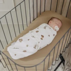 Meyco Inbakerdoek - 2 Stuks - 0-3 Maanden - Forest Animals Sand><noscript><img width=