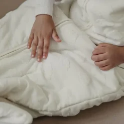 Meyco Studio Slaapzak Gevoerd - Clouds Natural - 110 cm><noscript><img width=