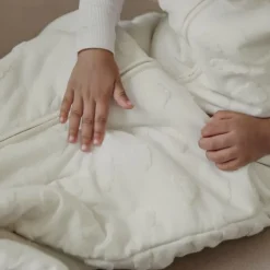 Meyco Studio Slaapzak Gevoerd - Clouds Natural - 110 cm><noscript><img width=