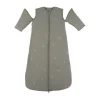 Noukie's F&O Slaapzak Met Borduursel - Maat 70 cm - Gewatteerde Mousseline - Kaki> 4-Seizoenen Slaapzakken