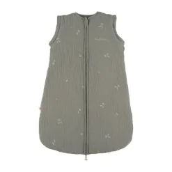 Noukie's F&O Slaapzak Met Borduursel - Maat 70 cm - Gewatteerde Mousseline - Kaki><noscript><img width=