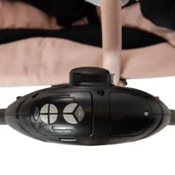 Qute Schommelstoel Q-Swing Softgrey Uil / Zwart Frame><noscript><img width=