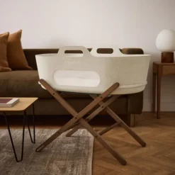 Snuz SnüzBaskit Moses Basket + Stand Set - Light Grey/Natural><noscript><img width=